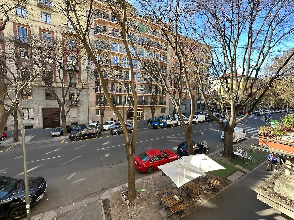 Apartment Lovely Flat In Early 20Th Century Building Mailand